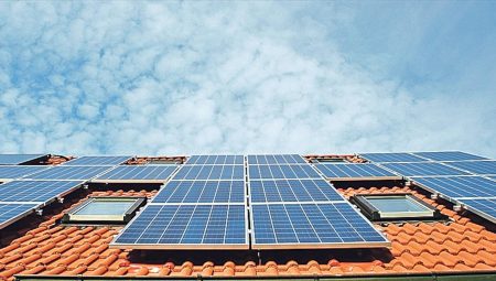 Güney Afrika 800 megavatlık güneş santrali kuruyor