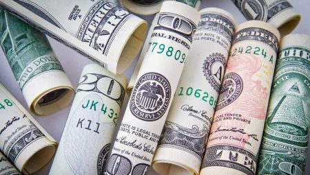 Özgür piyasada döviz açılış fiyatları