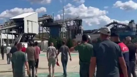 Hareketteki maden çalışanları ve sendika yöneticilerine silahlı taarruz teşebbüsü argümanı
