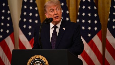 Trump’tan İran bildirisi: Hamaney ile görüşmekten onur duyarım
